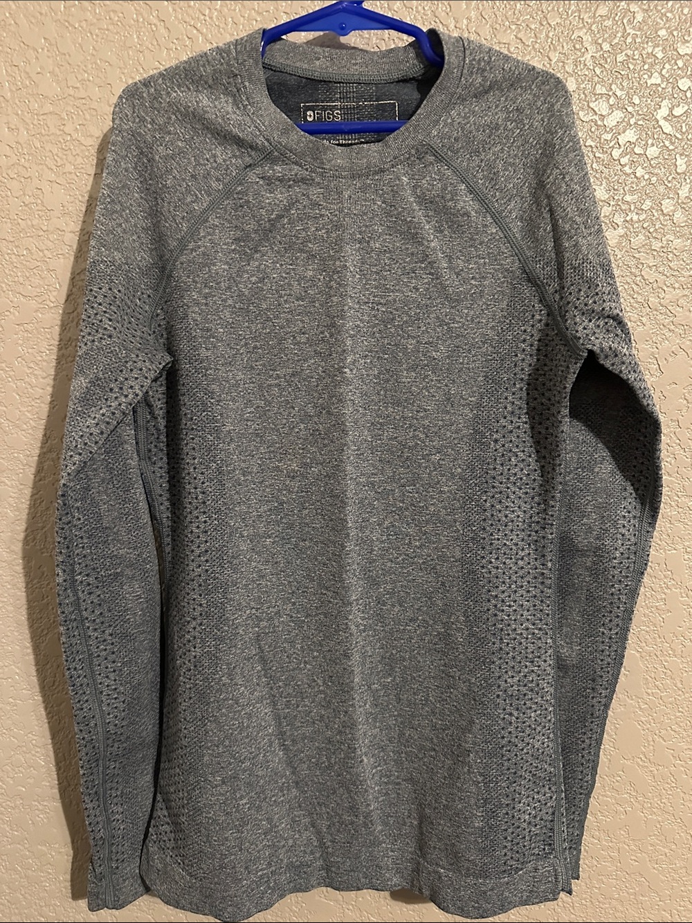 FIGS Women's Charcoal Gray Long Sleeve Crew